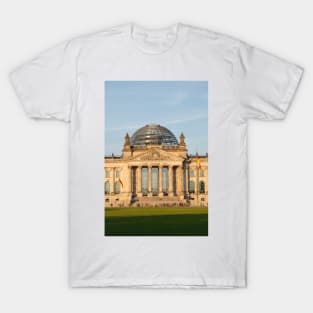 Reichstag building, Berlin, Germany, Europe T-Shirt